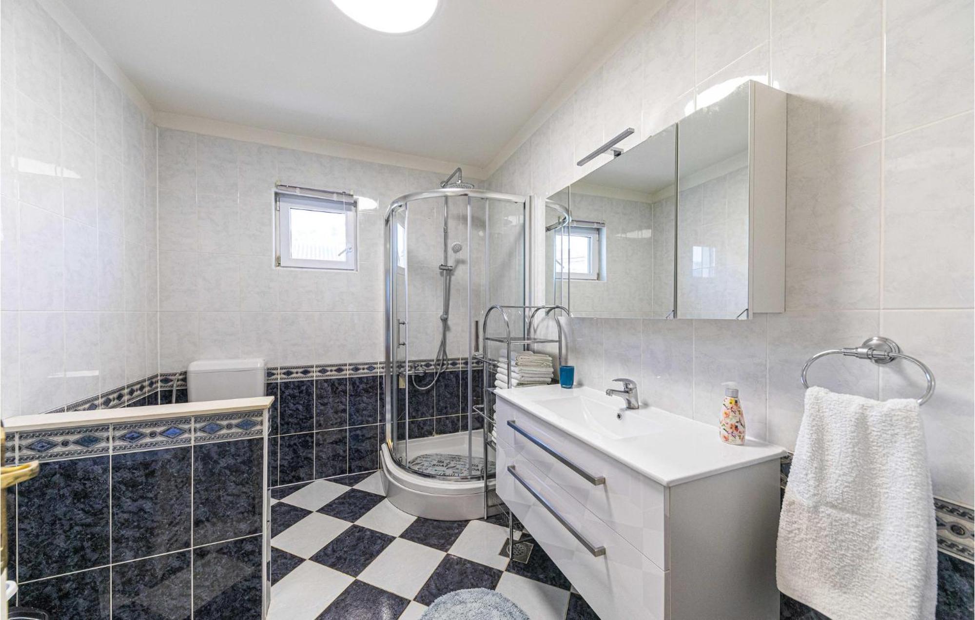 Lovely Apartment In Kastel Kambelovac With Wifi Kaštela 外观 照片