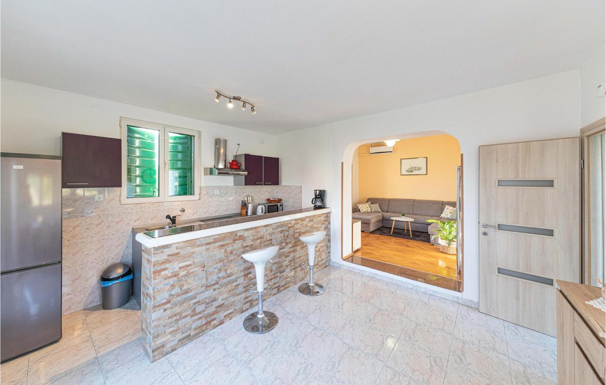 Lovely Apartment In Kastel Kambelovac With Wifi Kaštela 外观 照片