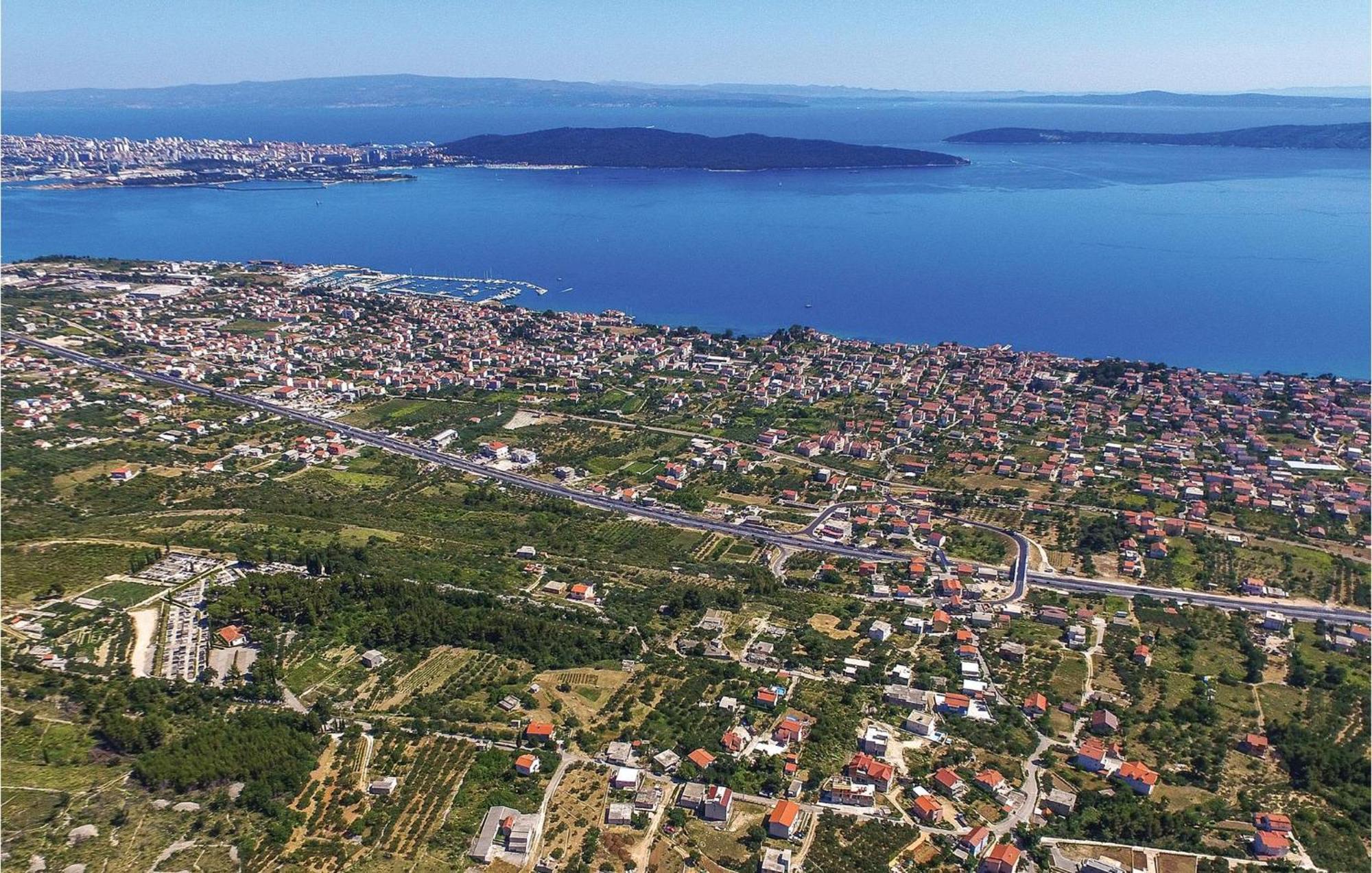 Lovely Apartment In Kastel Kambelovac With Wifi Kaštela 外观 照片